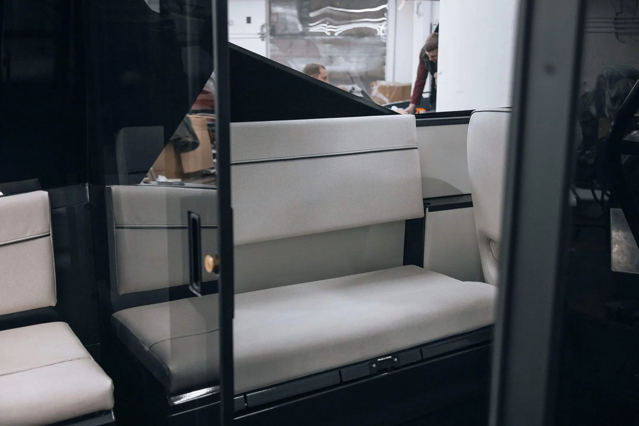 ONIX 680 Cabin — интерьер