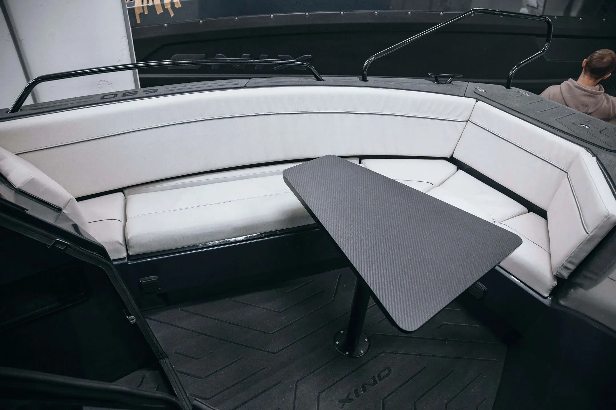 ONIX 680 Cabin — интерьер