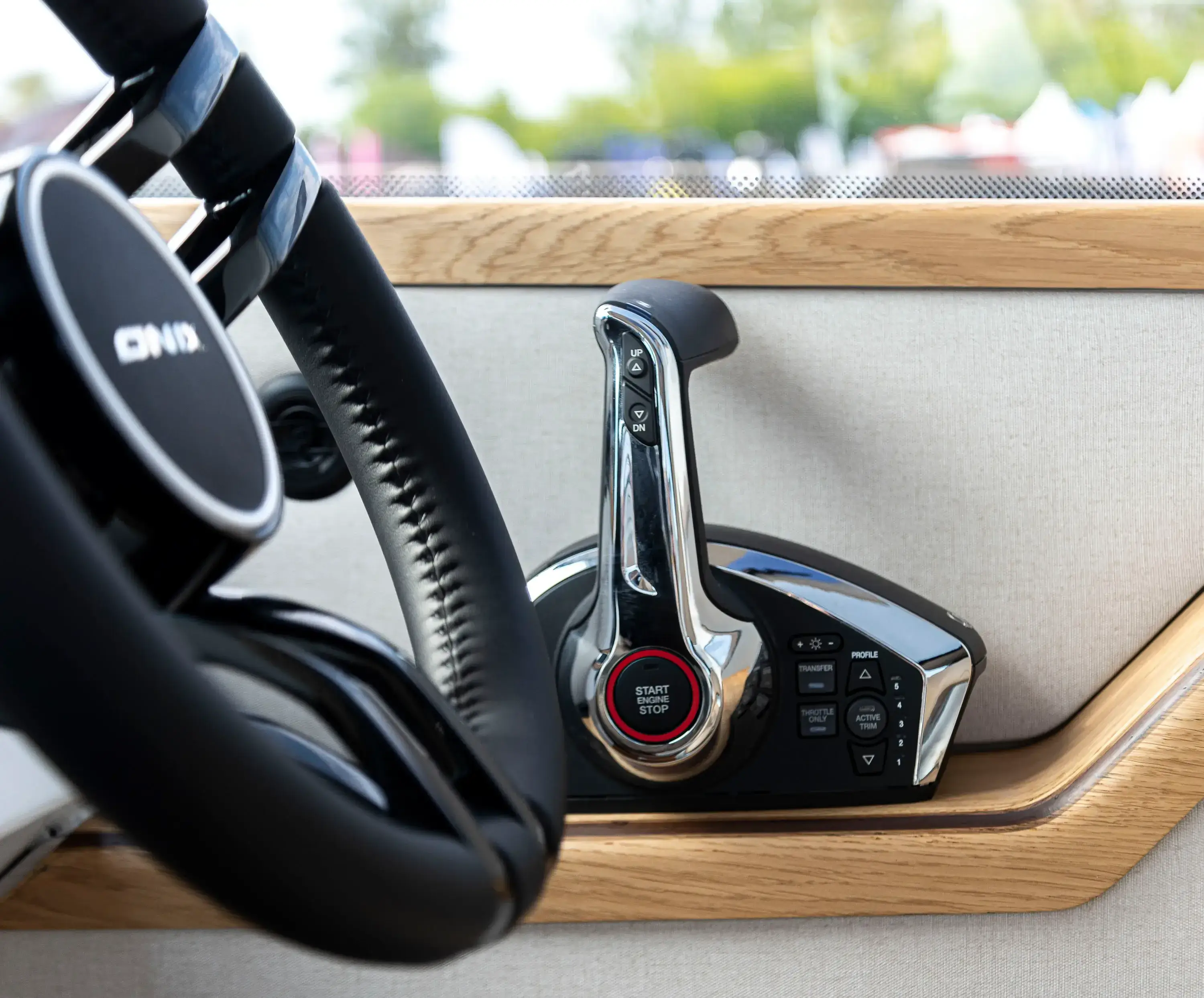 ONIX 850 Cruiser — интерьер