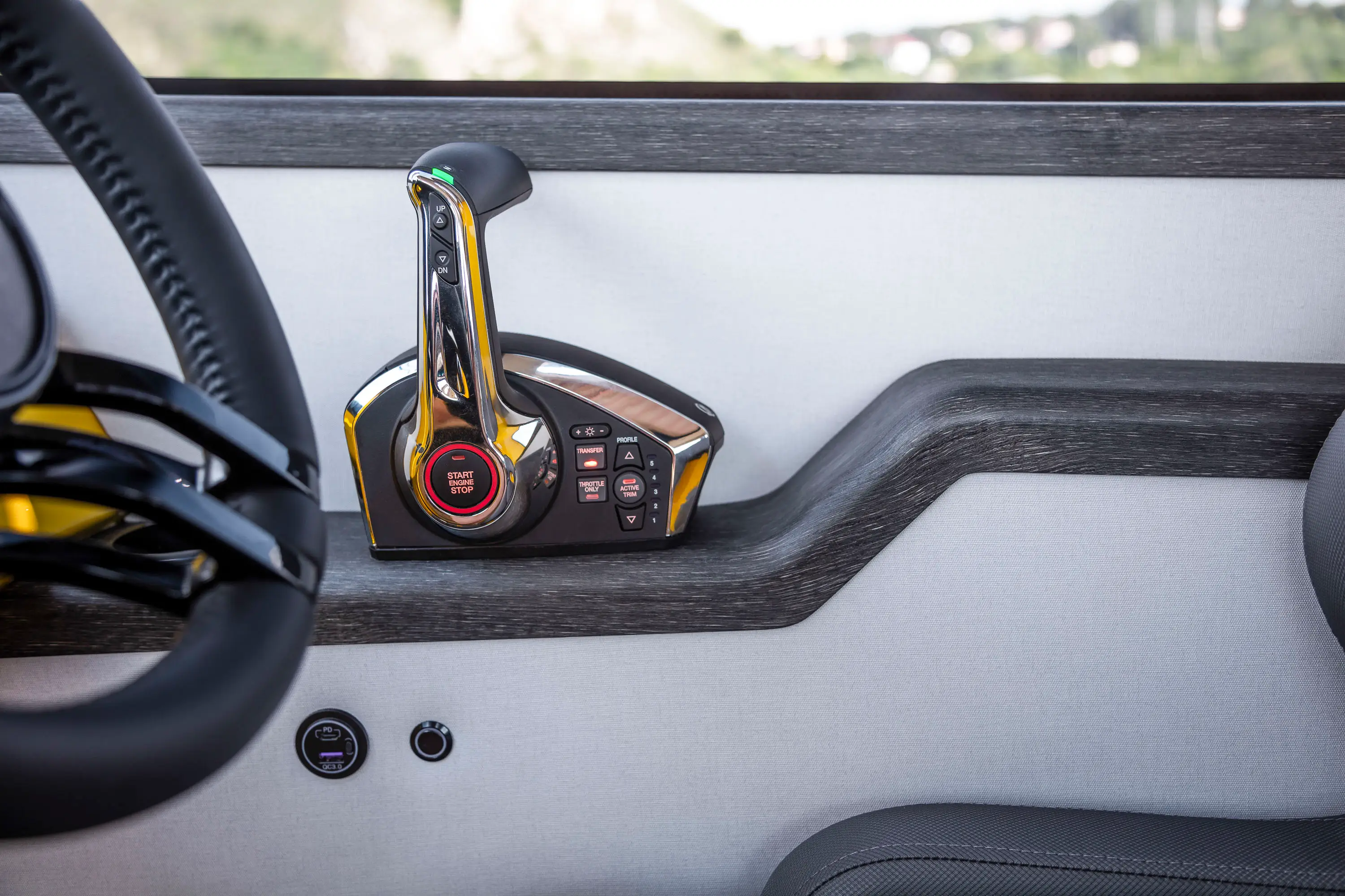 ONIX 850 Cruiser жёлтый — детали отделки