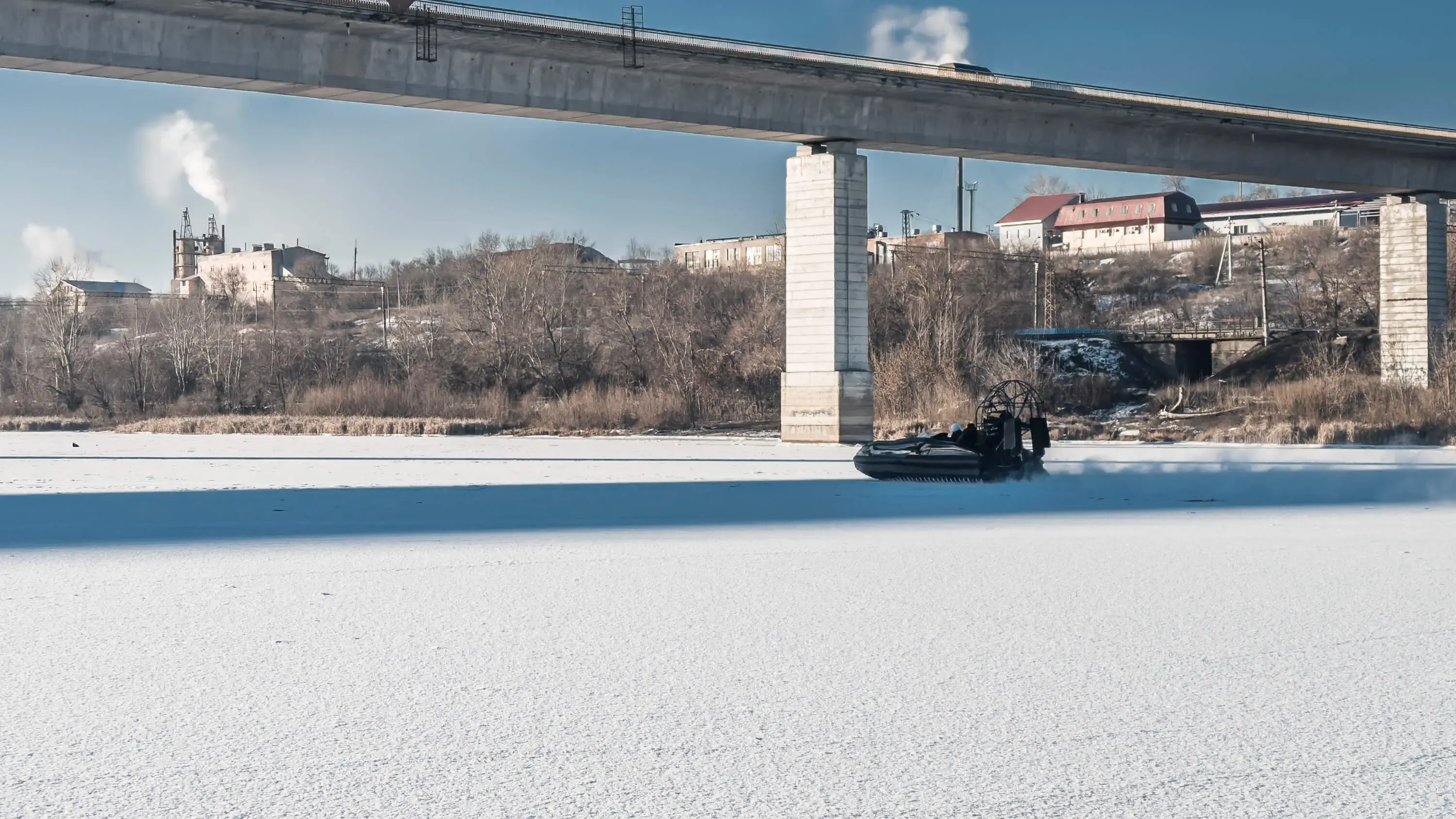 ONIX 600S Aero — три четверти