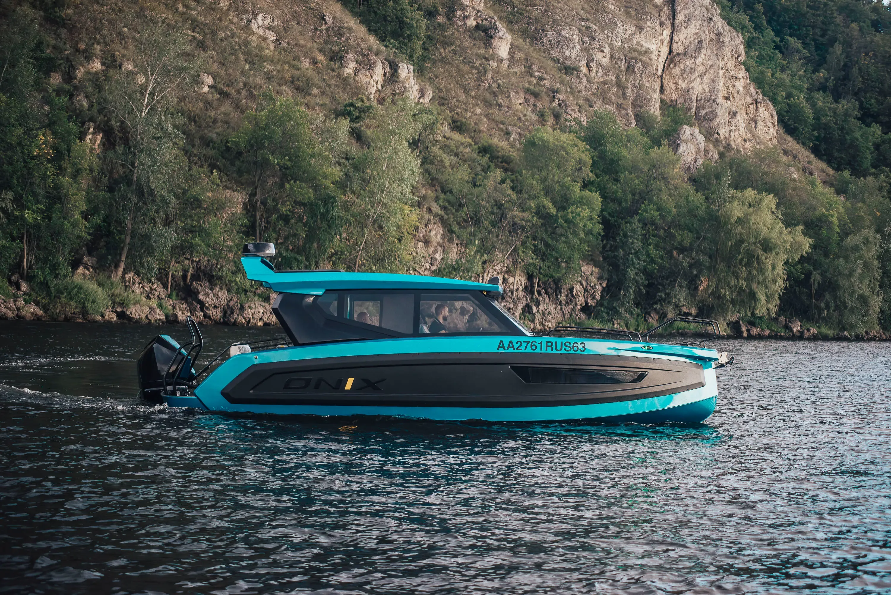 ONIX 850 Cruiser — вид сбоку